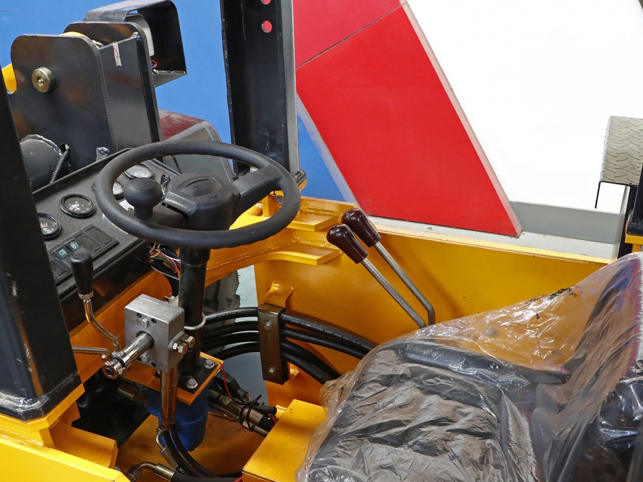 ZL928矿用装载机